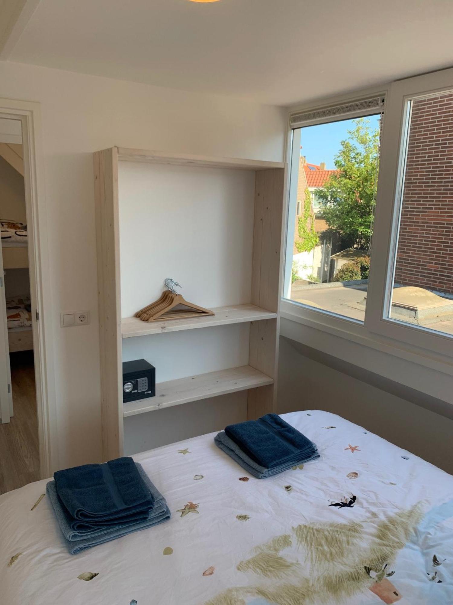 Hello Noordwijk - Familiehuis Quarles Van Uffordstraat 77 ภายนอก รูปภาพ